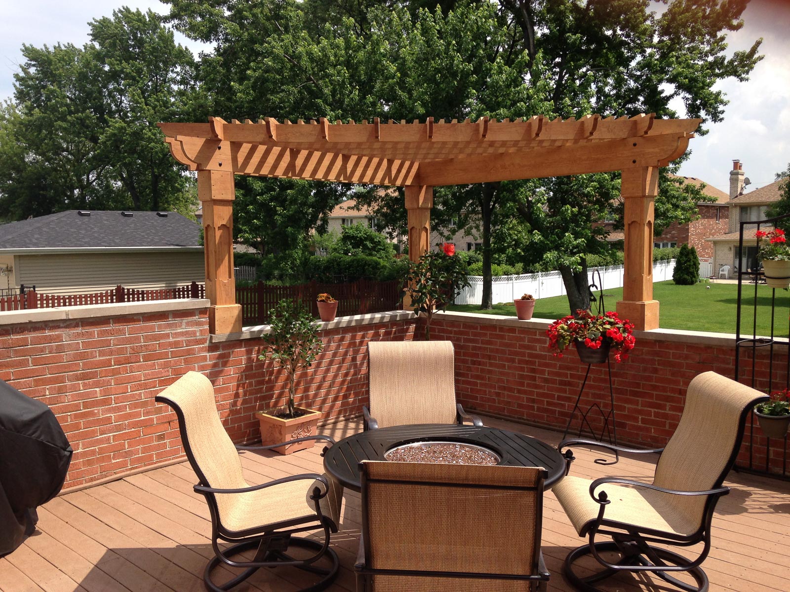 Alcove Wood Pergola - Image 5