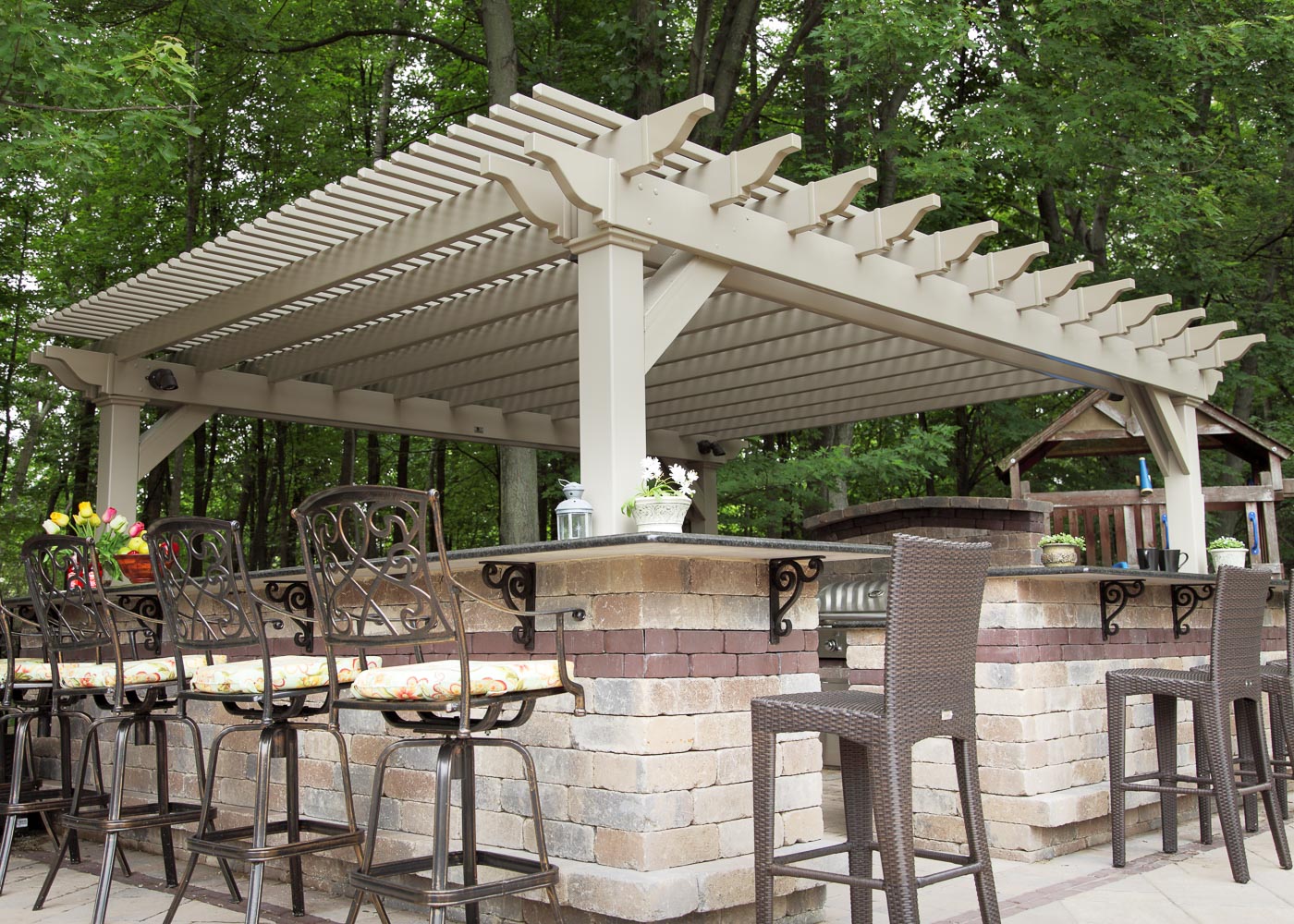 Urbana Vinyl Pergola - Image 7